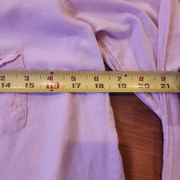 Victoria’s Secret Womens Med Pink Long Sleeve Half Button Lightweight Shirt - Picture 3 of 4